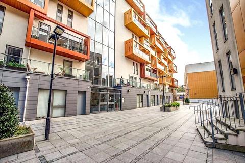 1 bedroom flat for sale, Crampton Street, London SE17