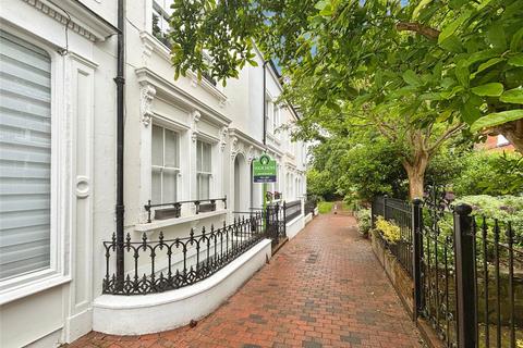 1 bedroom flat for sale, Belgrove, Kent TN1