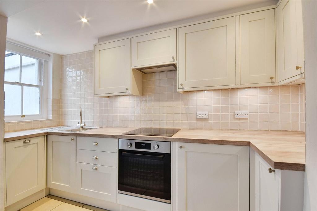 Reception/Kitchen
