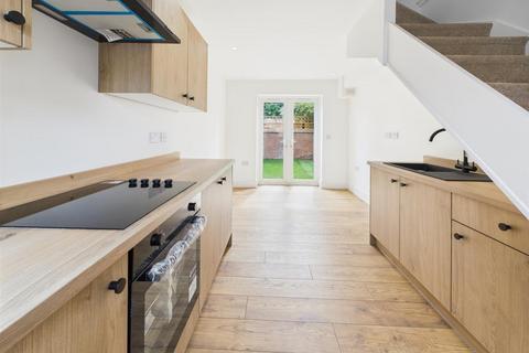 3 bedroom coach house for sale, Pound Farm Courtyard, Brockworth