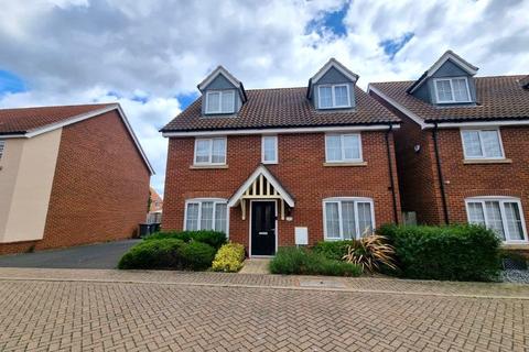 5 bedroom detached house for sale, Nigel Way, Trimley St Martin, IP11