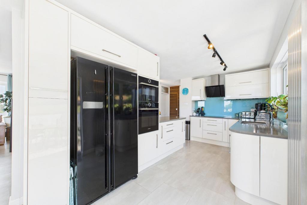 Contemporary kitchen