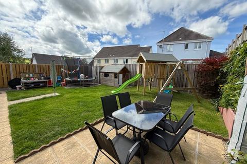 3 bedroom detached house for sale, Bryn Deri Close, Adpar, Newcastle Emlyn, SA38