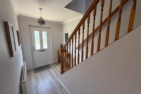 3 bedroom detached house for sale, Bryn Deri Close, Adpar, Newcastle Emlyn, SA38