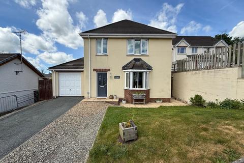 3 bedroom detached house for sale, Bryn Deri Close, Adpar, Newcastle Emlyn, SA38