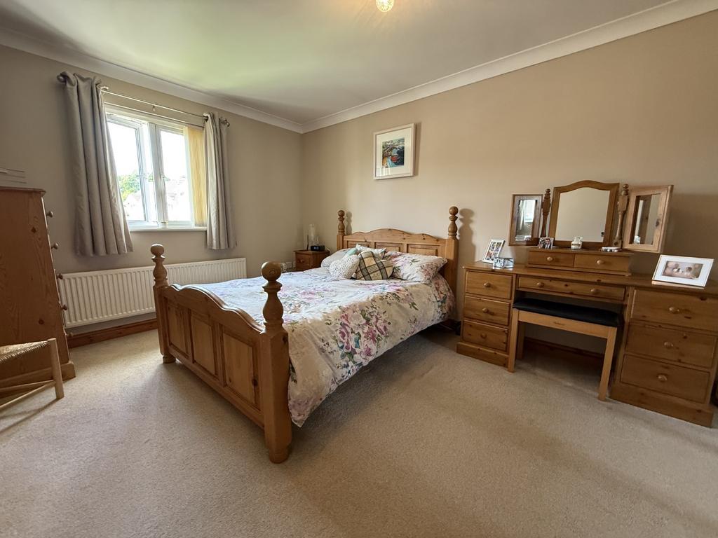 Rear Principal Bedroom 2