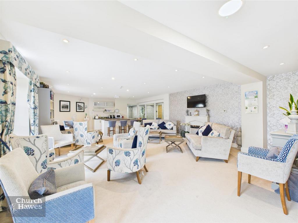 Residents Communal Lounge.jpg