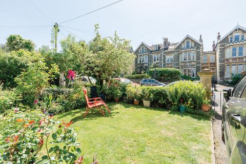 2 bedroom flat for sale, Cotham, Bristol BS6