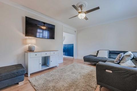 39 Allerton Close, Rochford, SS4 3AR