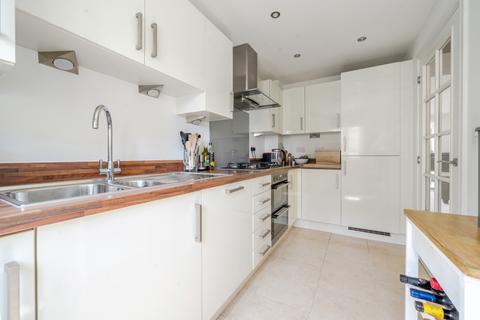 31 Empire Drive, Carterton, OX18 1BZ
