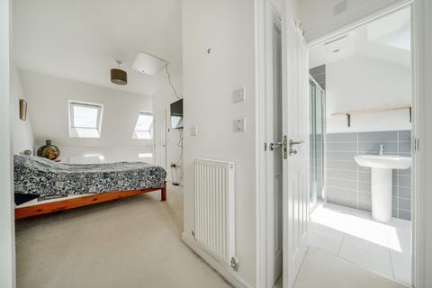 31 Empire Drive, Carterton, OX18 1BZ