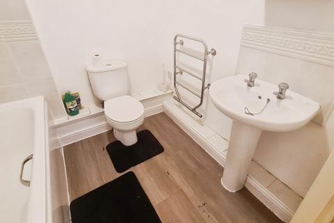 62 Hadfield Close, Rusholme, Manchester, M14 5LY