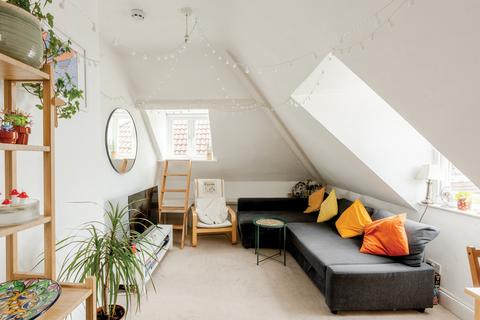 2 bedroom flat for sale, Bristol BS8