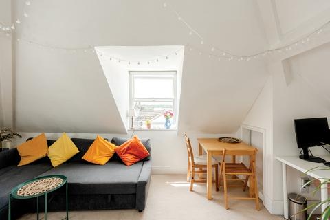 2 bedroom flat for sale, Bristol BS8