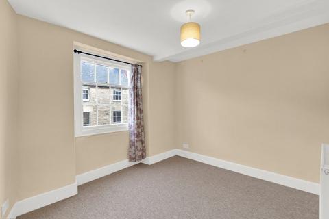 2 bedroom apartment to rent, Dyer Street, Cirencester, Gloucestershire, GL7