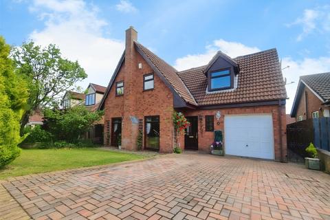 4 bedroom detached house for sale, Acorn Drive, Oakenshaw, Crook