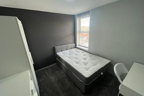 2 bedroom flat to rent, Symonds Road Preston PR2 3PQ
