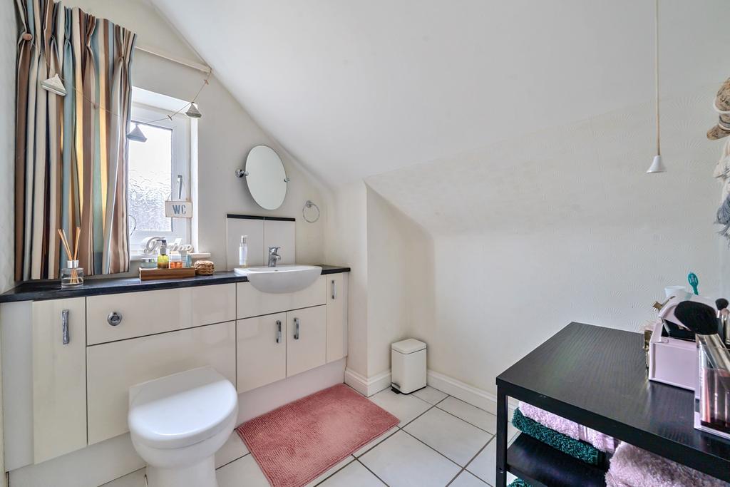 1301062-19-6835b755845c7