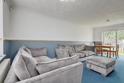 73 Bardfield, Basildon, SS16 4JW