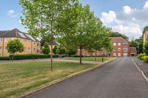 4 Ravens Dene, Chislehurst, BR7 5FL
