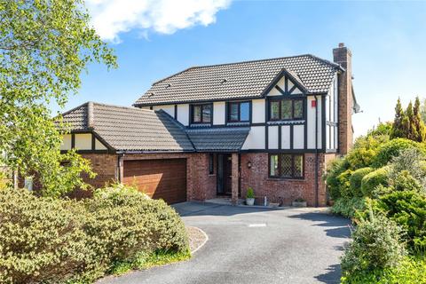 17 Tudor Close, Northam, Bideford, EX39 3QD