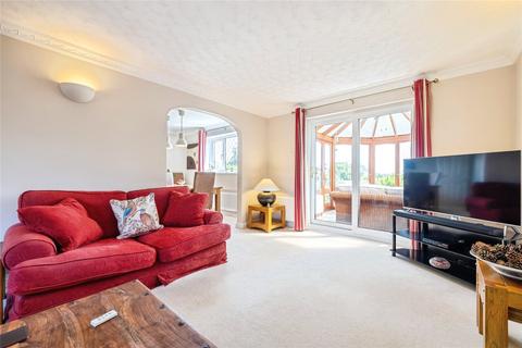 17 Tudor Close, Northam, Bideford, EX39 3QD