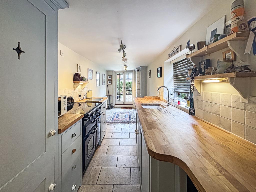 Kitchen / Breakfast Room