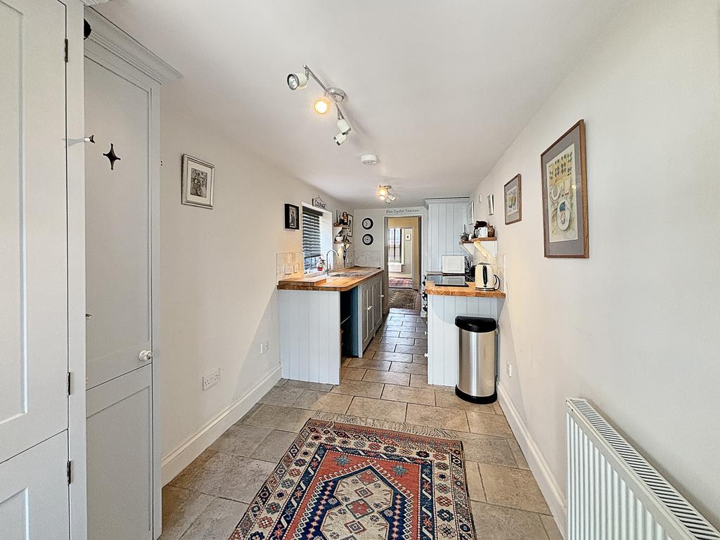 Kitchen / Breakfast Room