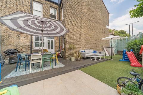 36 Terrace Road, London, E9 7ES
