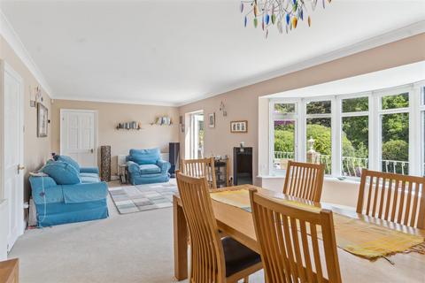 4 bedroom detached house for sale, Silverthorn Drive, Longdean Park, Hemel Hempstead, HP3