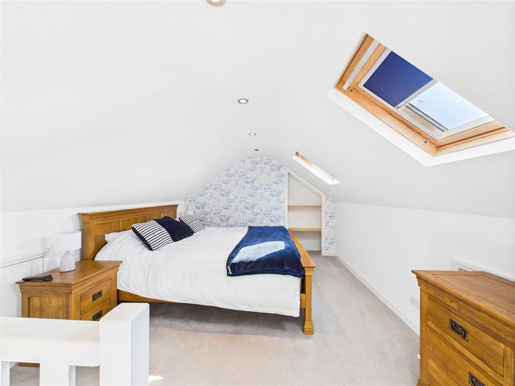 Bedroom: