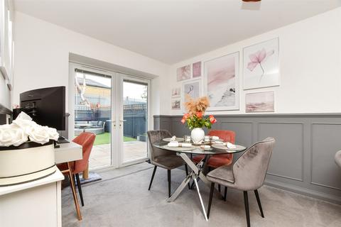 3 bedroom detached house for sale, Beechwood Villas, Redhill RH1