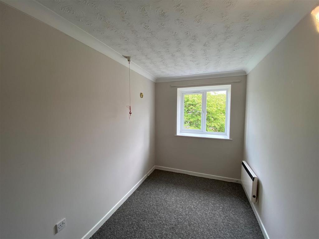 Bedroom two.jpg