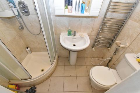 undefined, Northolt, UB5