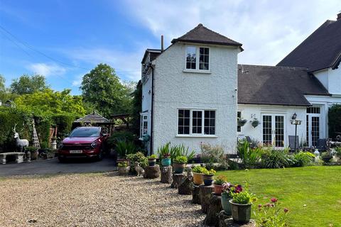 undefined, Lower Kingswood, Tadworth, Surrey