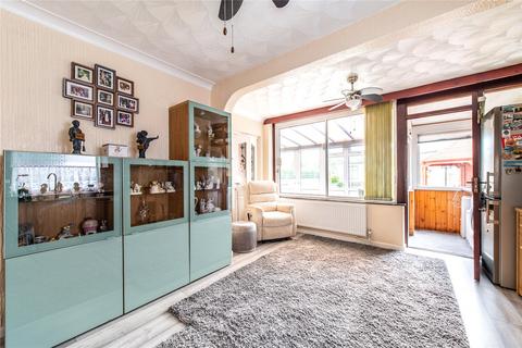 39 Abbey Road, Gravesend, DA12 1RG