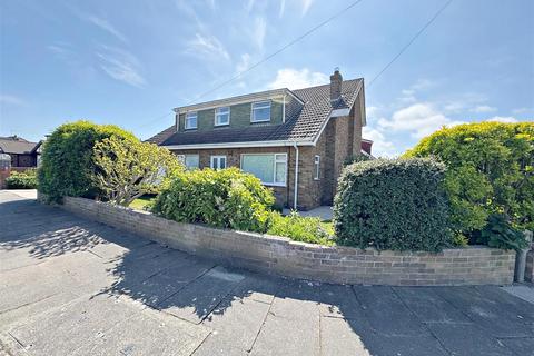 4 bedroom detached house for sale, Aldrich Road, Cleethorpes, N.E. Lincs, DN35 0DP