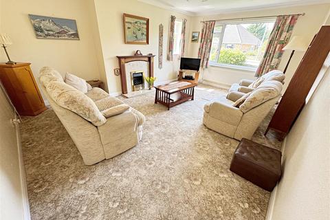 4 bedroom detached house for sale, Aldrich Road, Cleethorpes, N.E. Lincs, DN35 0DP