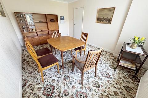 4 bedroom detached house for sale, Aldrich Road, Cleethorpes, N.E. Lincs, DN35 0DP