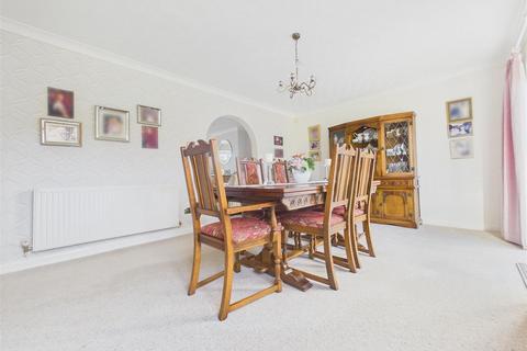 4 bedroom detached house for sale, East Butts Road, Etching Hill