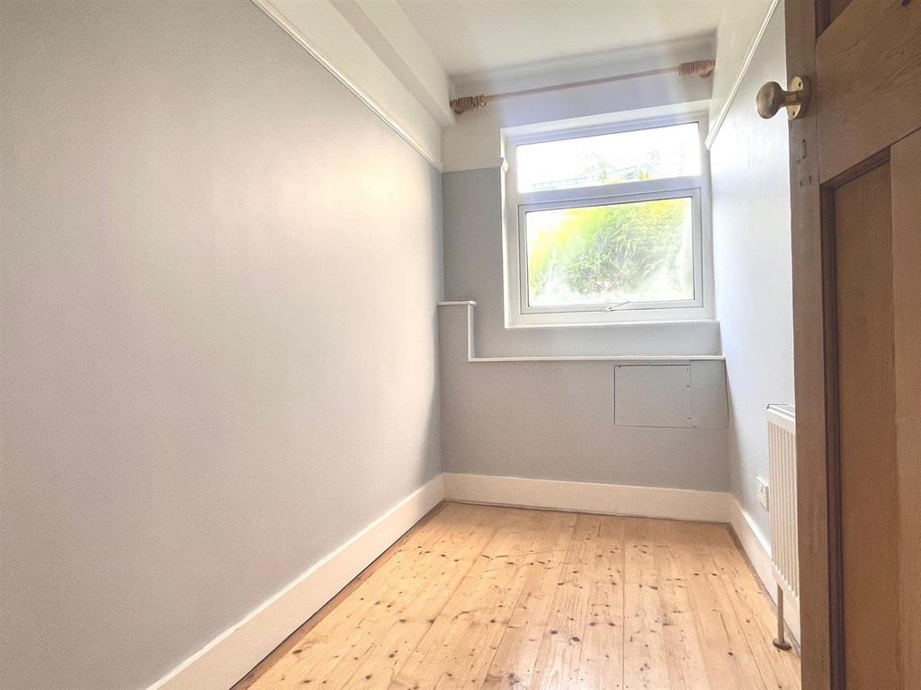 Bedroom 2 study.jpg