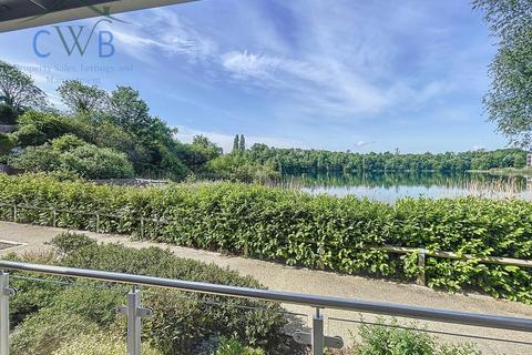 2 bedroom flat for sale, Walters Close, Snodland, ME6