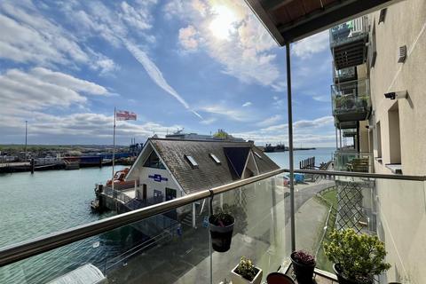 2 bedroom flat for sale, Falaise, West Quay, Newhaven