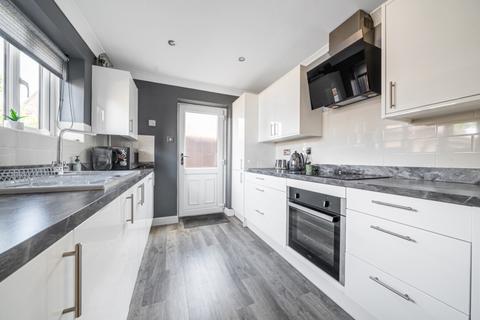 33 Belton Grove, Grantham, NG31 9HH