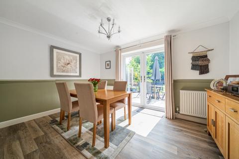 33 Belton Grove, Grantham, NG31 9HH
