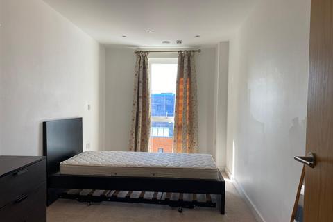 2 bedroom apartment for sale, Lexington Apartments, Railway Terrace, Slough