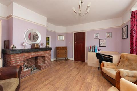 5 bedroom detached house for sale, Station Road, HERNE BAY