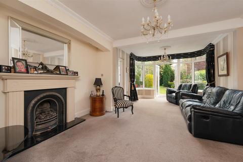 5 bedroom detached house for sale, Station Road, HERNE BAY