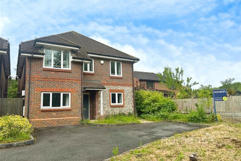 6 bedroom detached house for sale, Moorhen Court, Three Mile Cross, Reading
