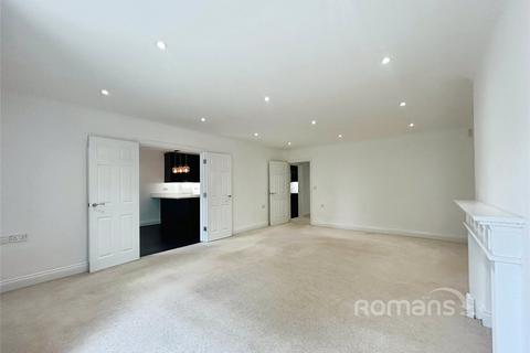 6 bedroom detached house for sale, Moorhen Court, Three Mile Cross, Reading